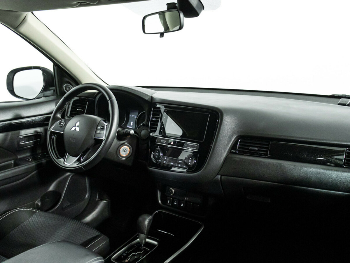 Купить Mitsubishi Outlander с пробегом. Фото: #6