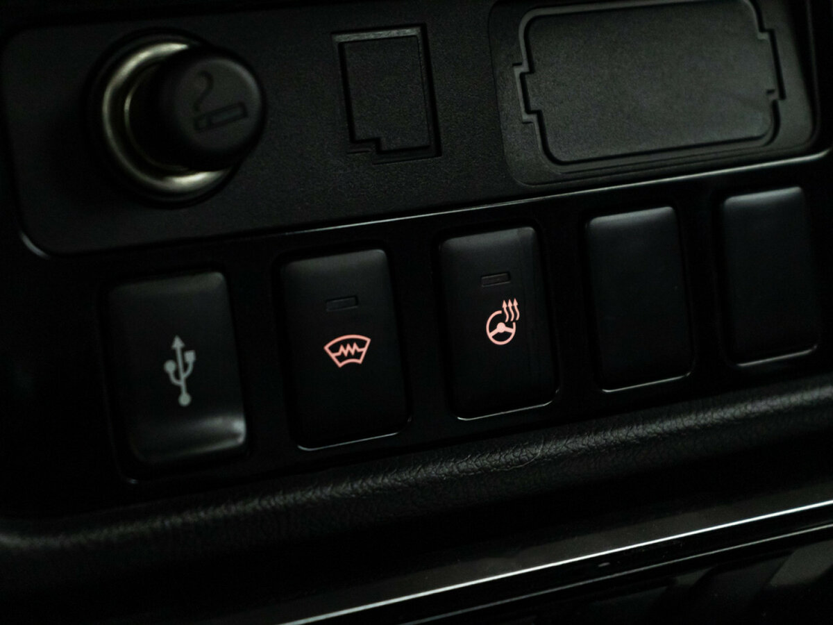 Купить Mitsubishi Outlander с пробегом. Фото: #14