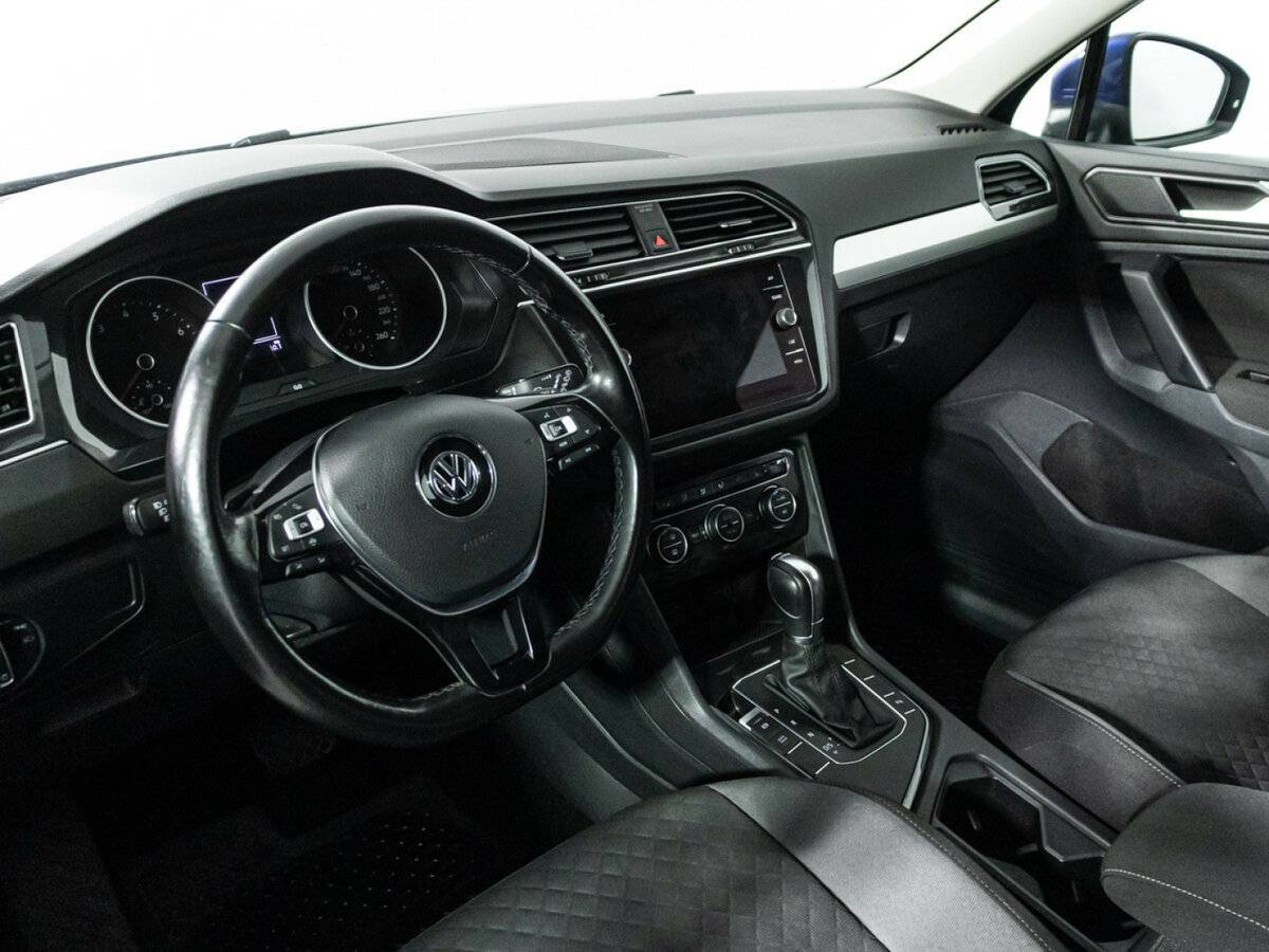 Купить Volkswagen Tiguan с пробегом. Фото: #10