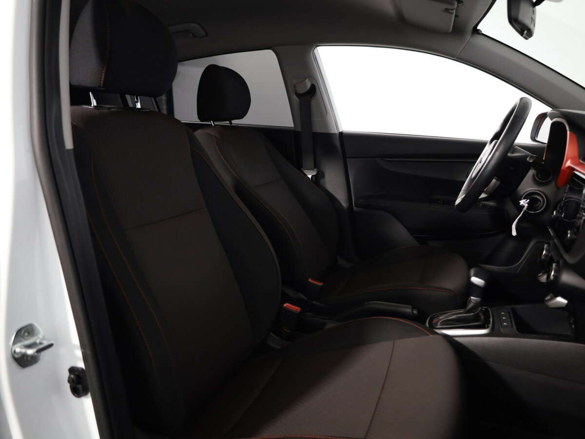 Купить Kia Rio с пробегом. Фото: #8