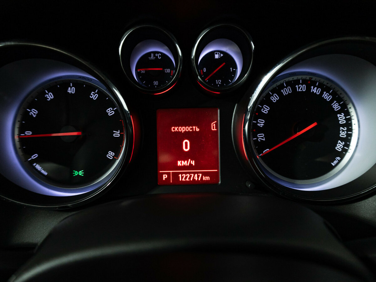 Купить Opel Astra с пробегом. Фото: #11