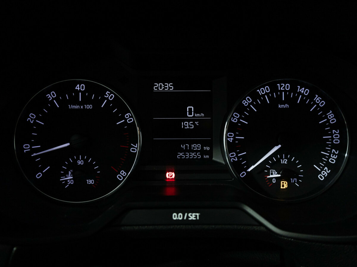 Купить Skoda Octavia с пробегом. Фото: #9