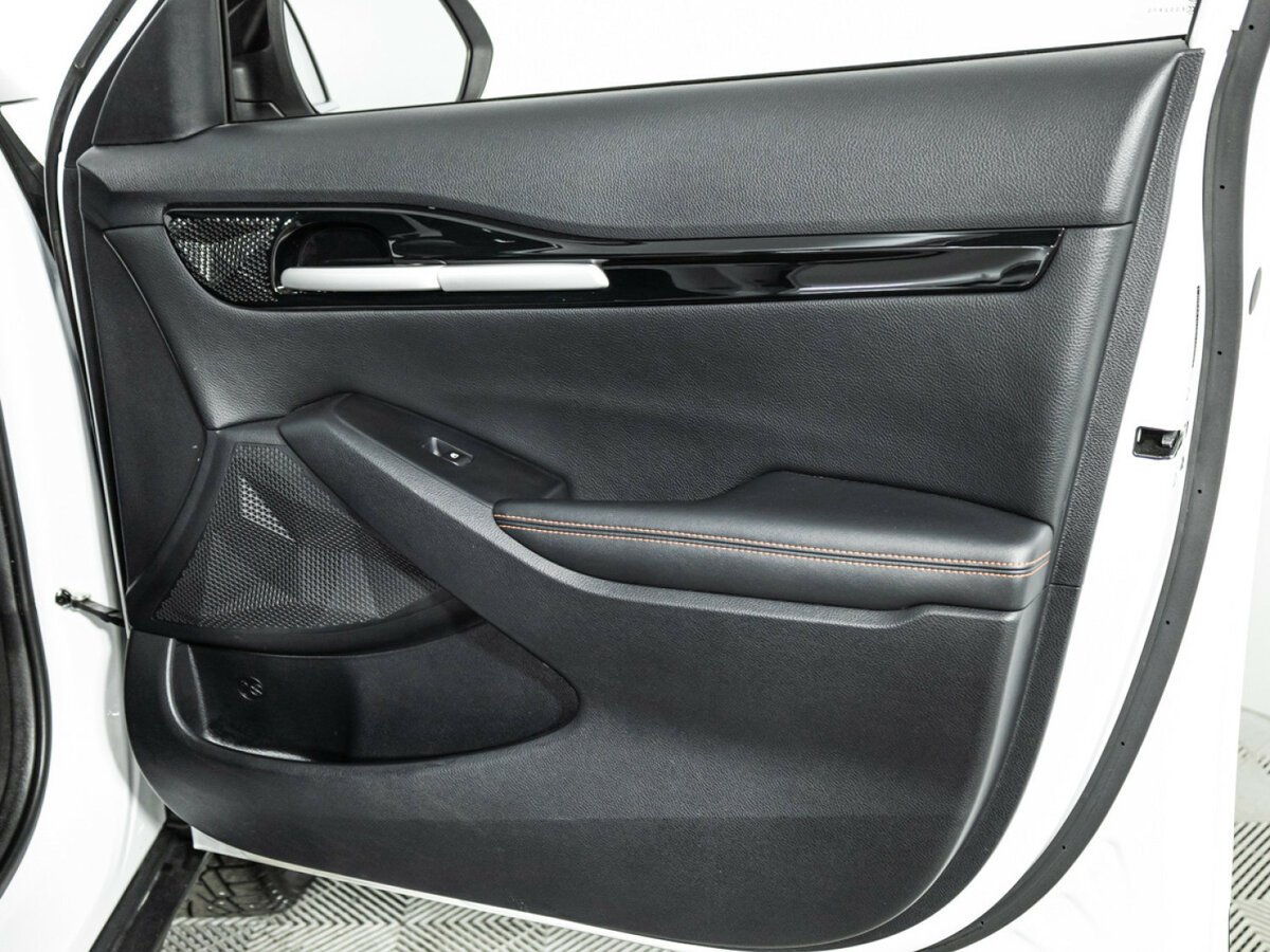 Купить Kia Seltos с пробегом. Фото: #25