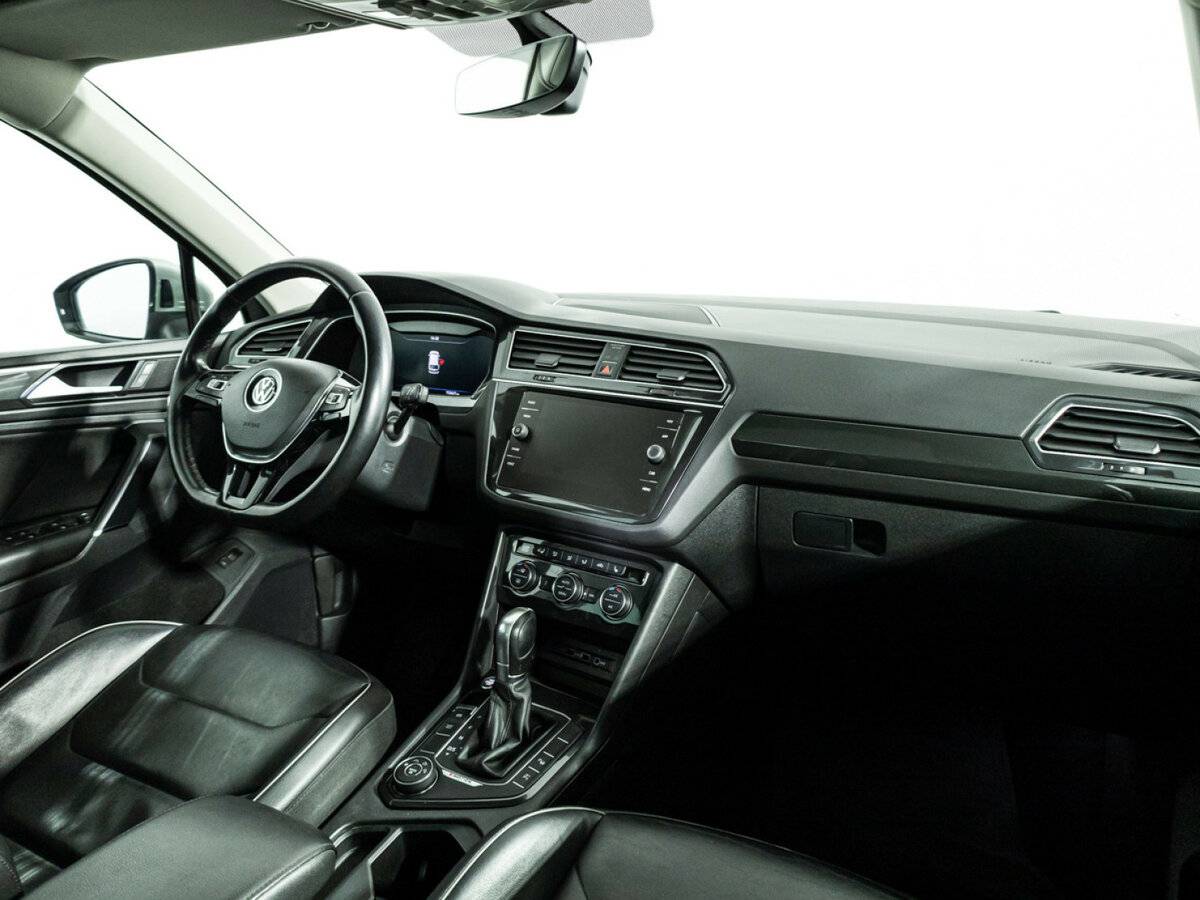 Купить Volkswagen Tiguan с пробегом. Фото: #8