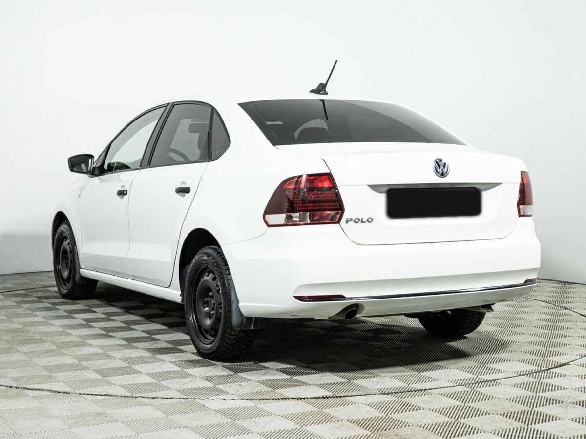 Купить Volkswagen Polo с пробегом. Фото: #6