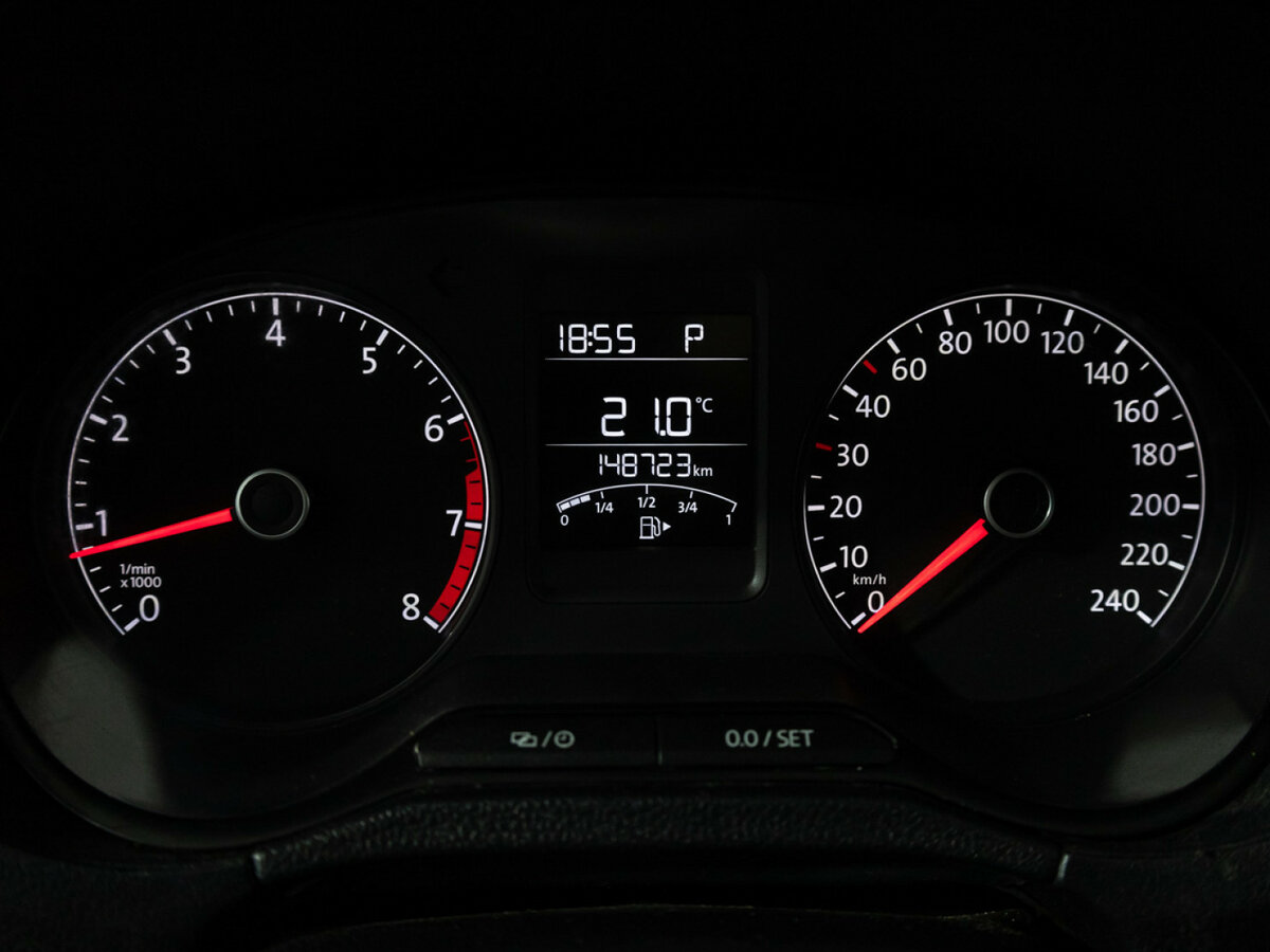 Купить Volkswagen Polo с пробегом. Фото: #11