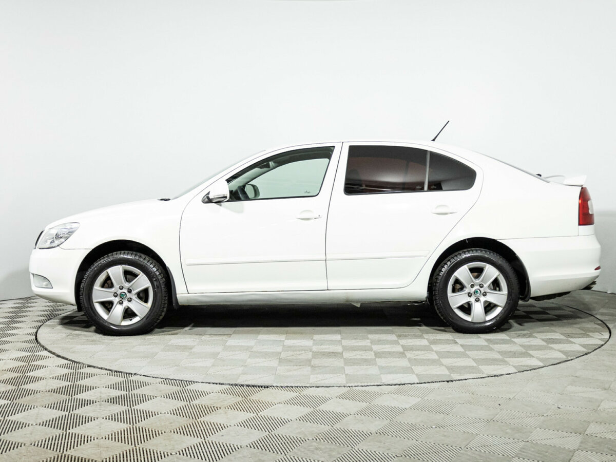 Купить Skoda Octavia с пробегом. Фото: #7