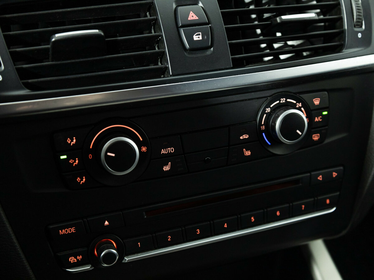 Купить BMW X3 с пробегом. Фото: #13
