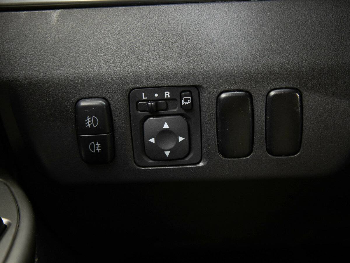 Купить Mitsubishi Pajero с пробегом. Фото: #14