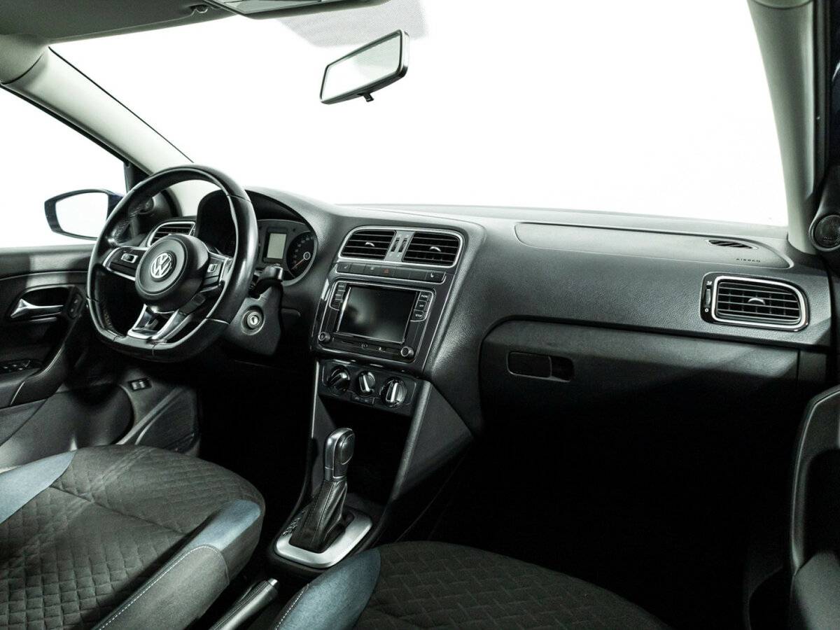Купить Volkswagen Polo с пробегом. Фото: #8