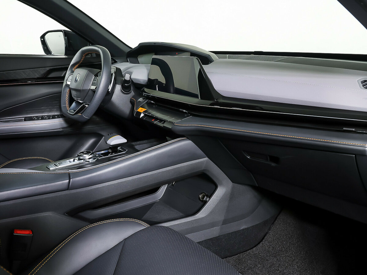 Купить Changan UNI-V с пробегом. Фото: #10