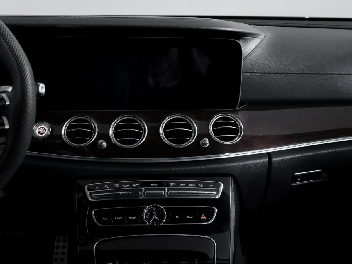 Купить Mercedes-Benz E-Класс с пробегом. Фото: #12