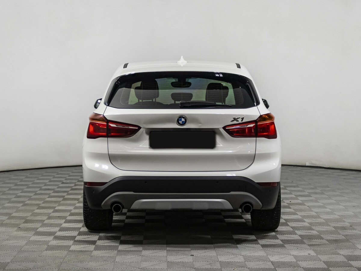 Купить BMW X1 с пробегом. Фото: #4