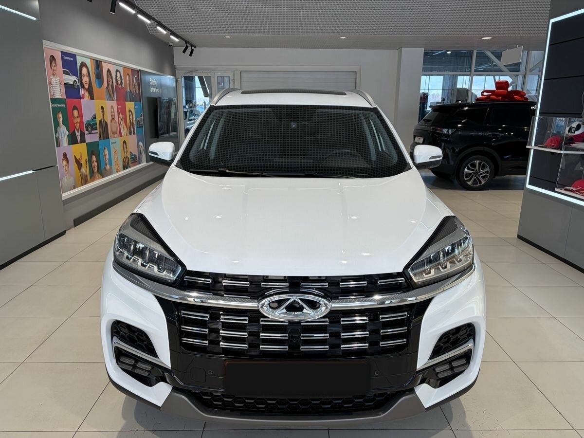 Купить Chery Tiggo 8 с пробегом. Фото: #1