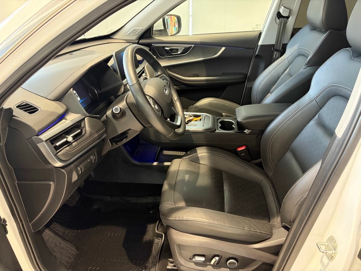 Купить Chery Tiggo 8 с пробегом. Фото: #6