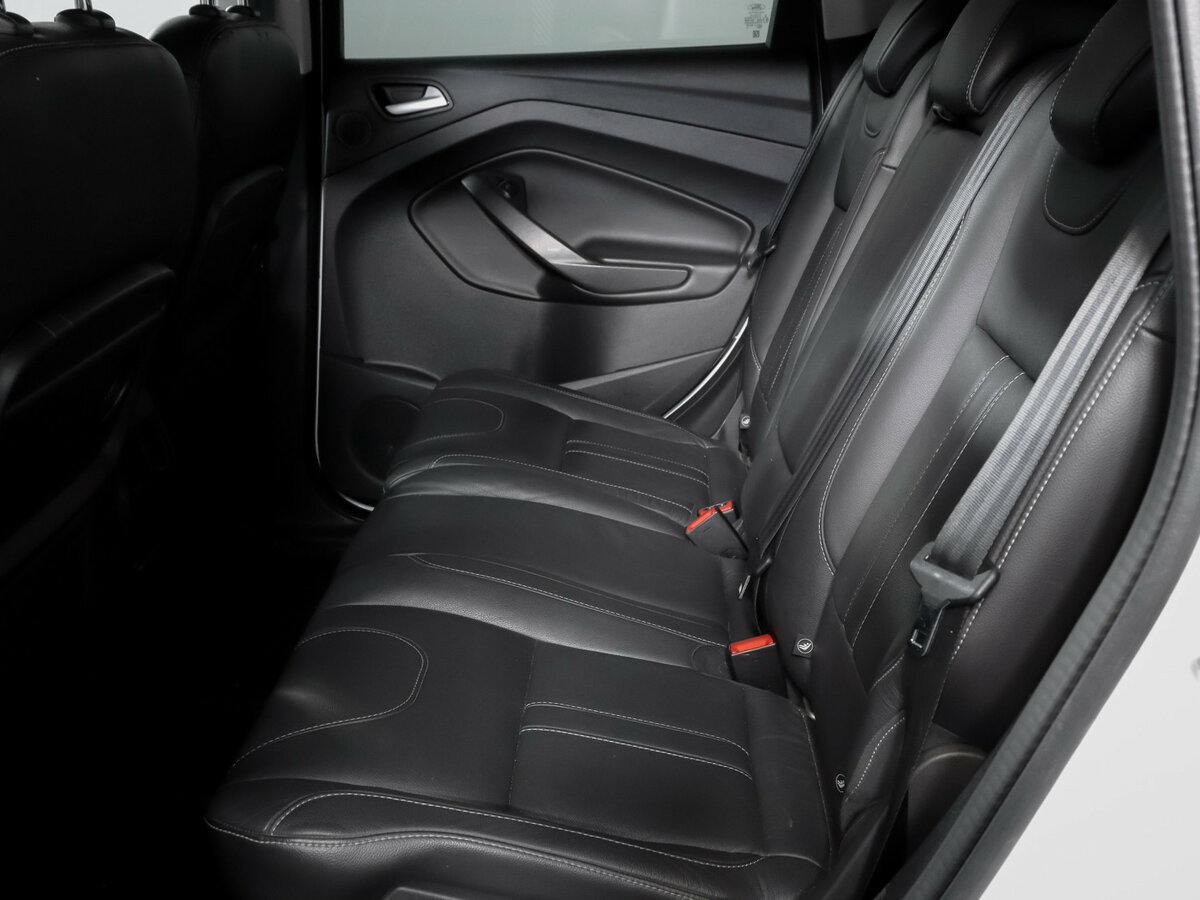 Купить Ford Kuga с пробегом. Фото: #7