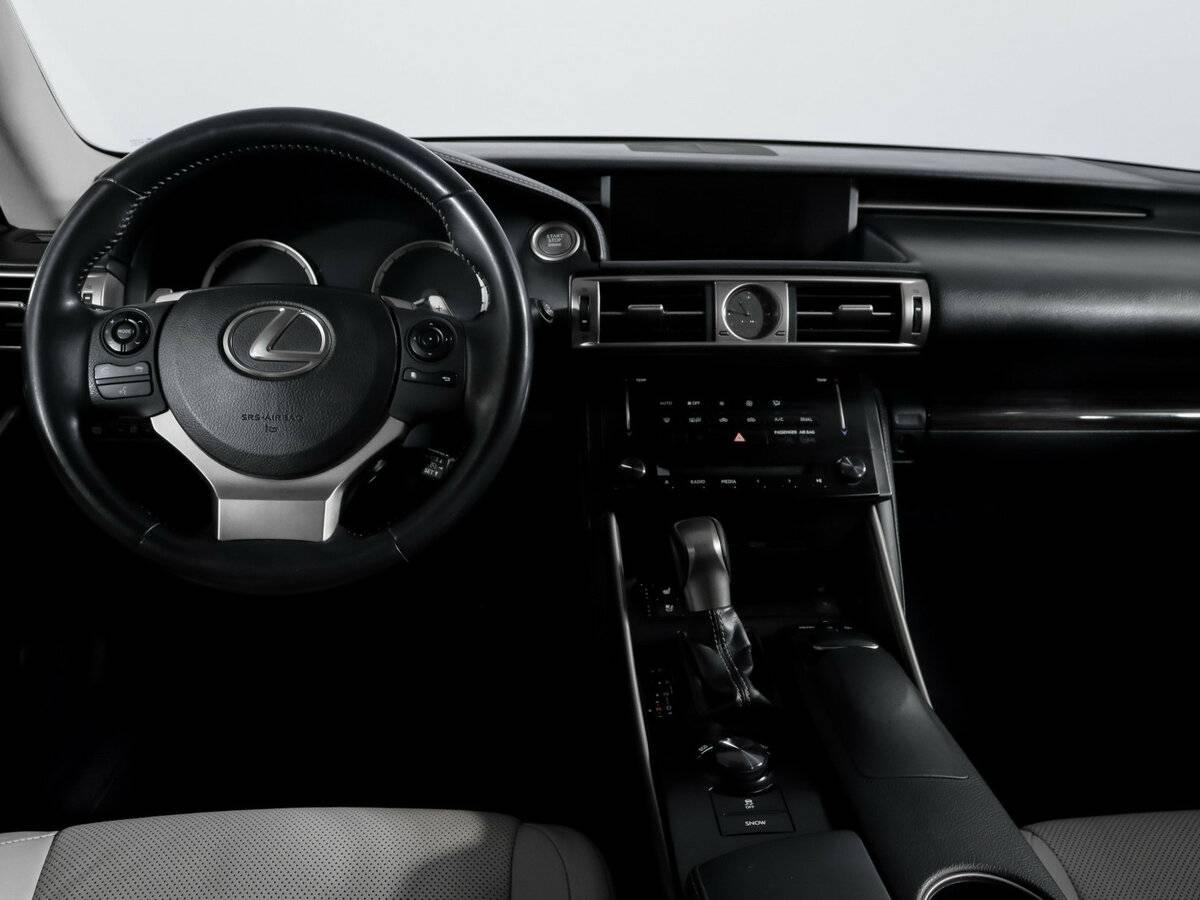 Купить Lexus IS с пробегом. Фото: #9