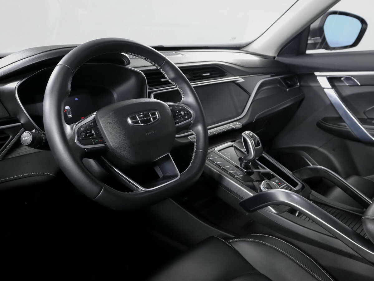 Купить Geely Atlas Pro с пробегом. Фото: #13