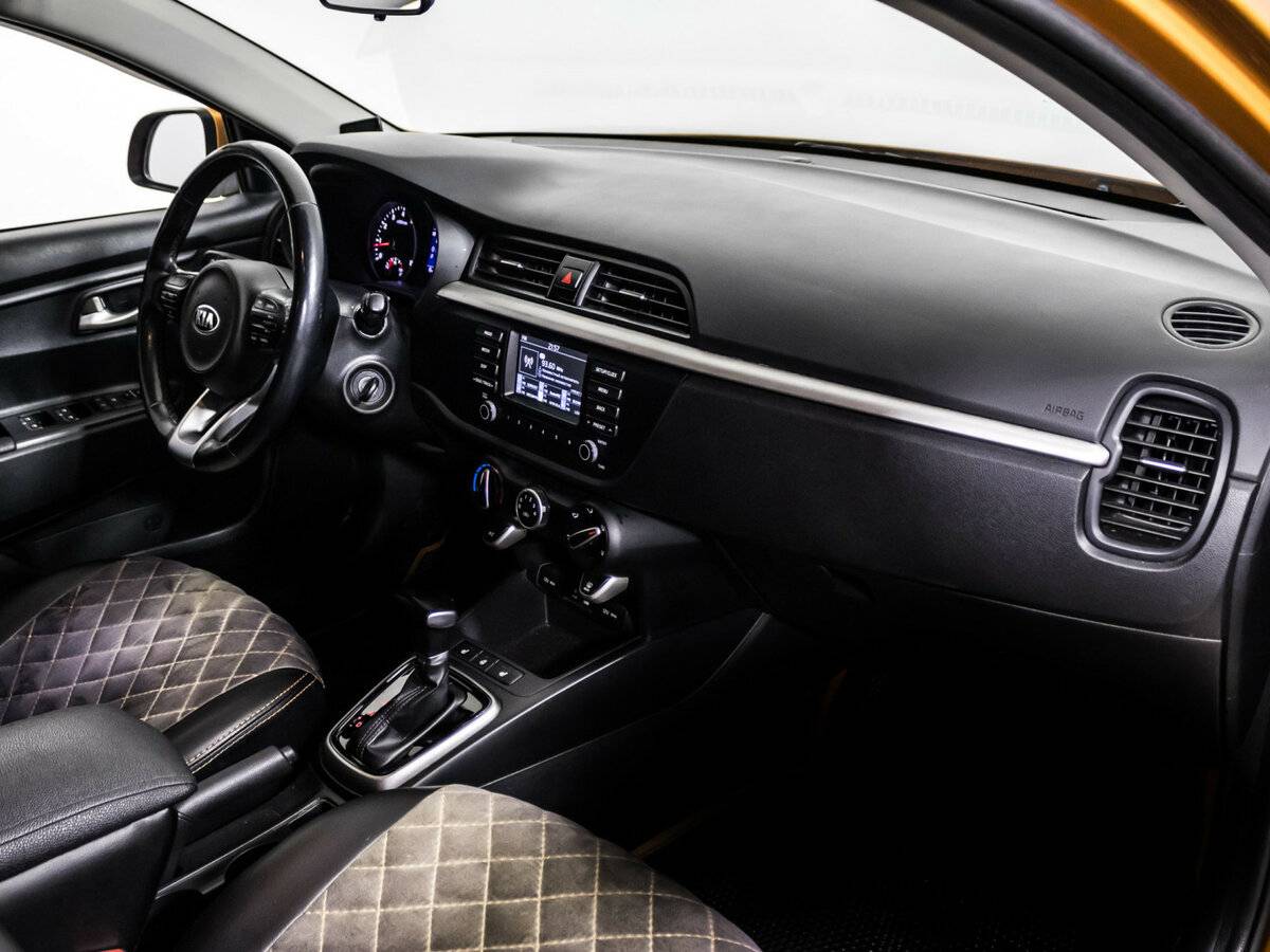 Купить Kia Rio с пробегом. Фото: #10