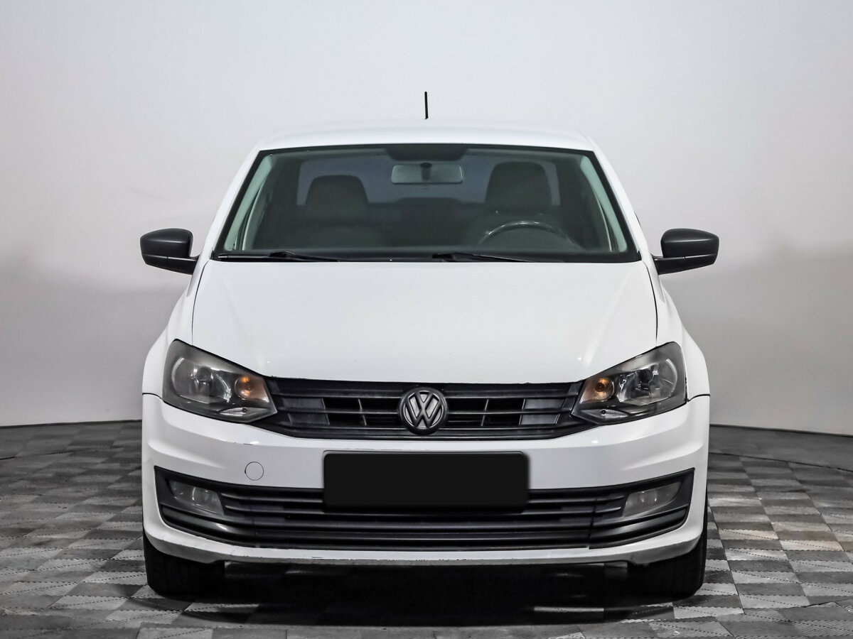 Купить Volkswagen Polo с пробегом. Фото: #1