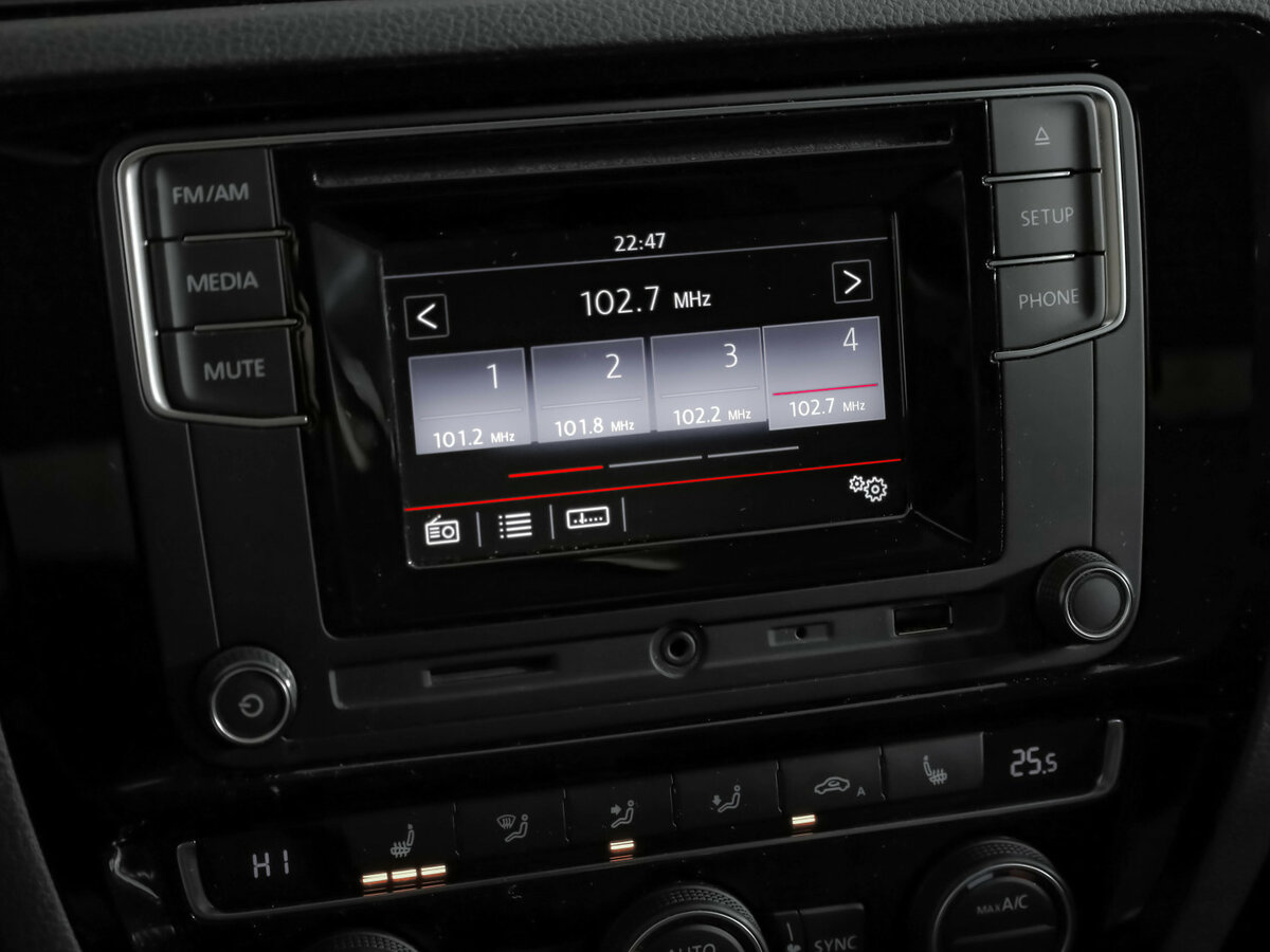 Купить Volkswagen Jetta с пробегом. Фото: #12