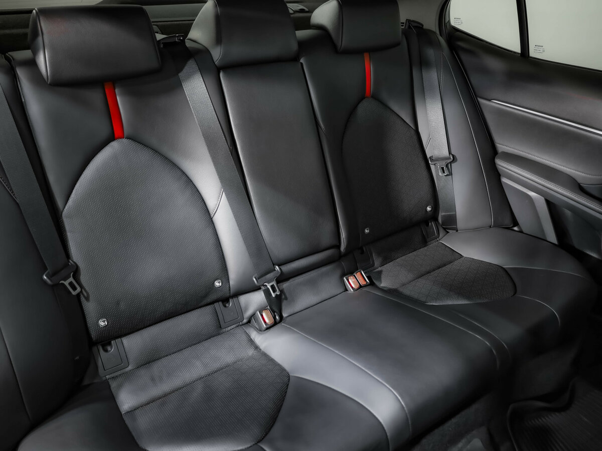 Купить Toyota Camry с пробегом. Фото: #23