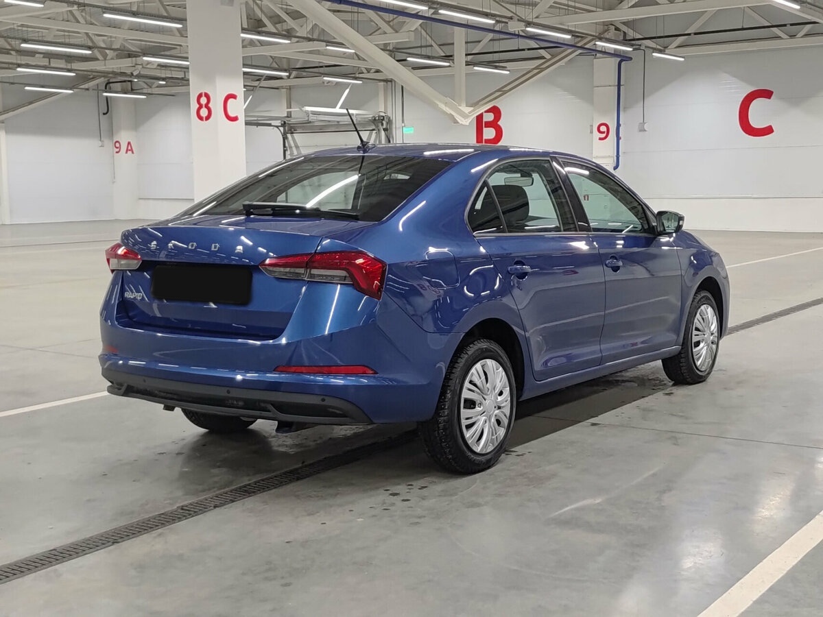 Купить Skoda Rapid с пробегом. Фото: #4