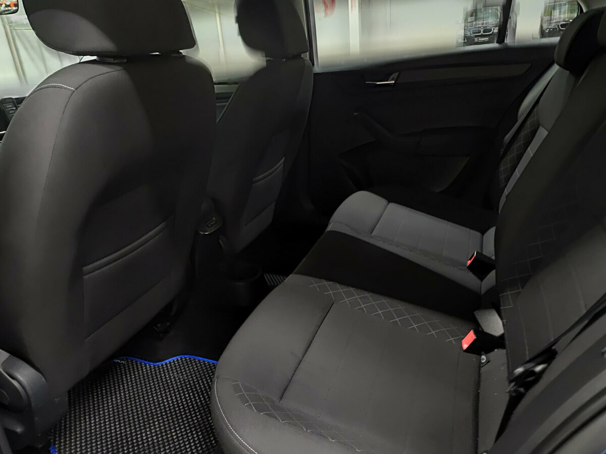 Купить Skoda Rapid с пробегом. Фото: #11