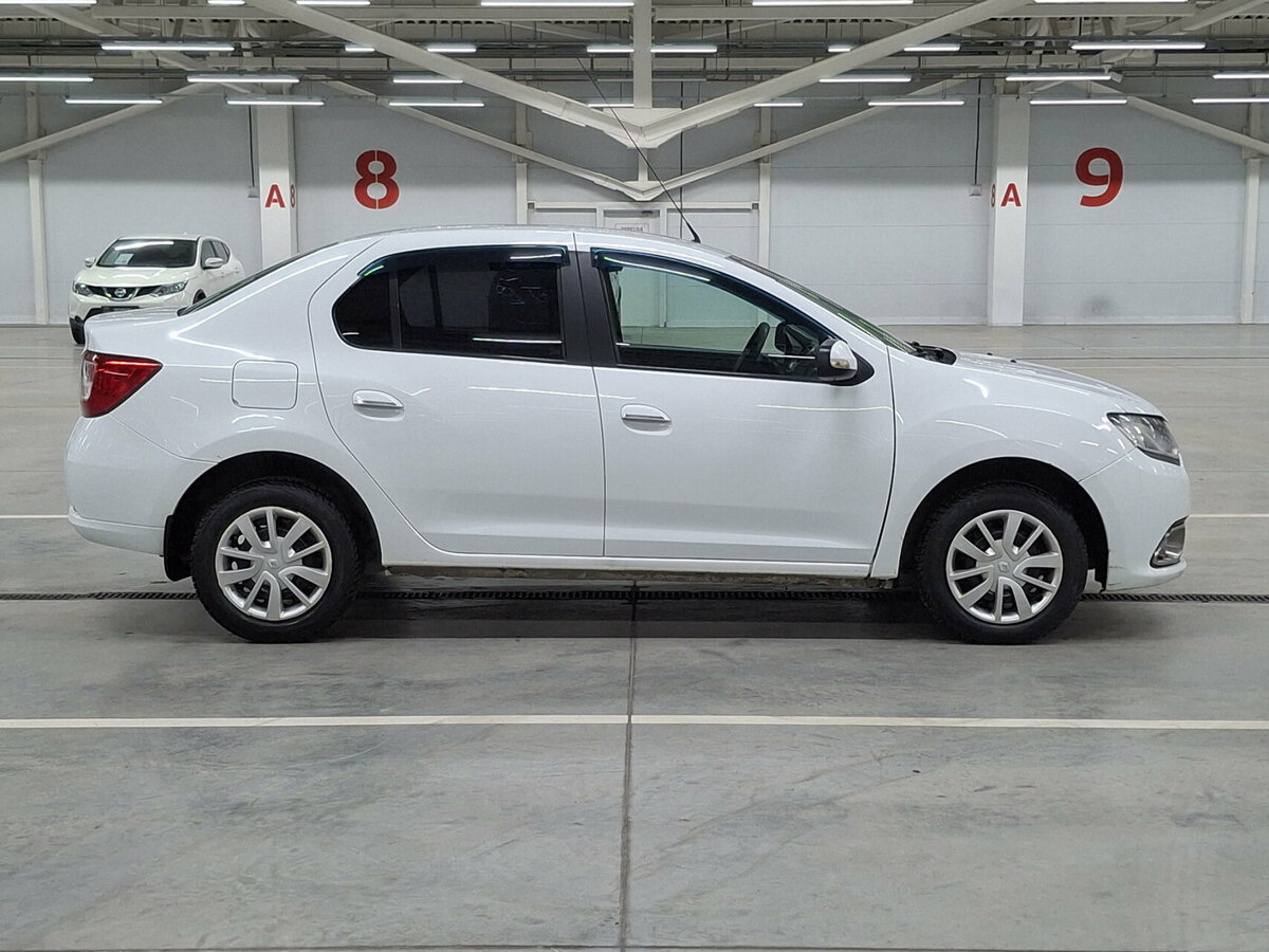 Купить Renault Logan с пробегом. Фото: #3