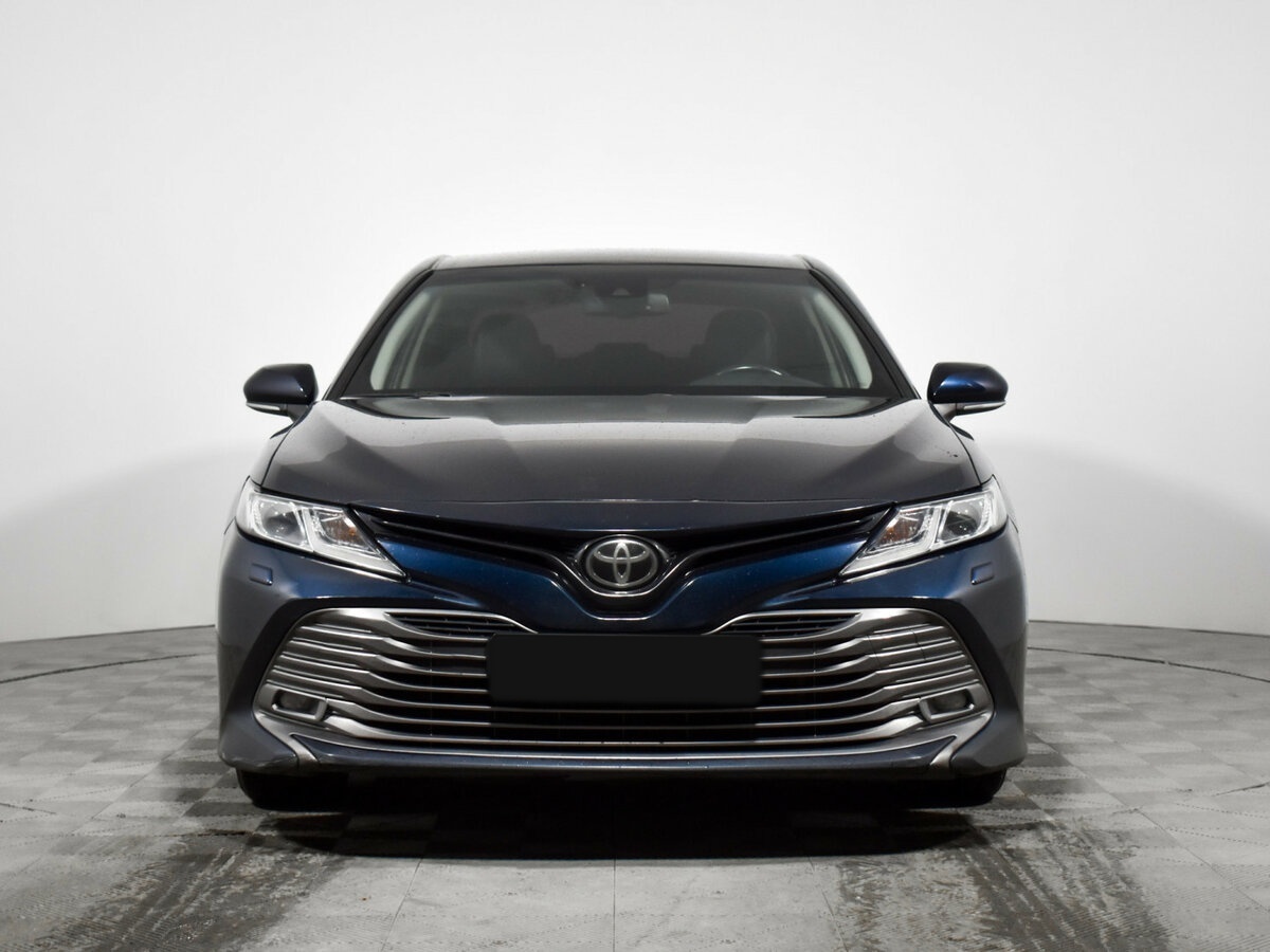 Купить Toyota Camry с пробегом. Фото: #1