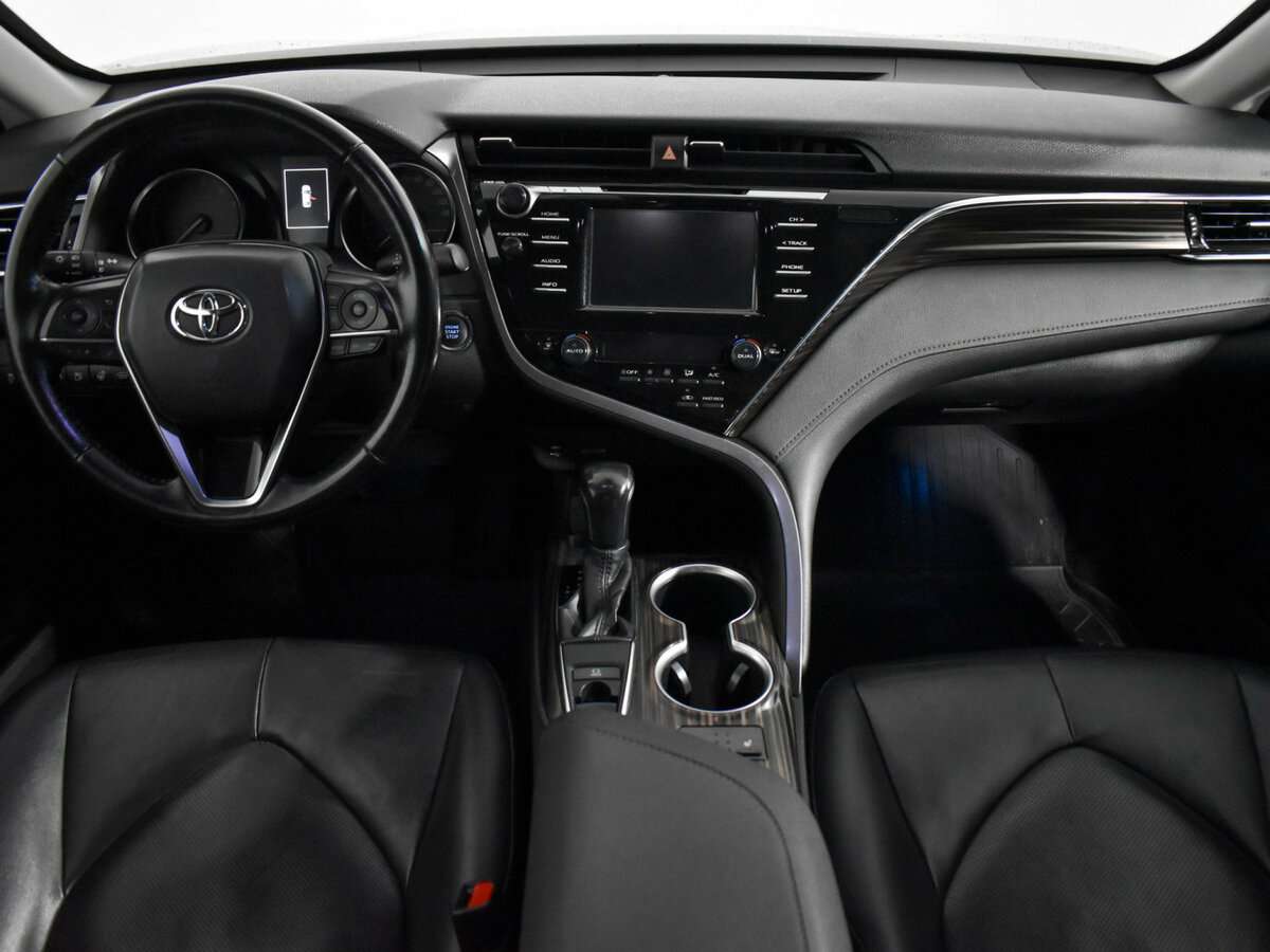 Купить Toyota Camry с пробегом. Фото: #13