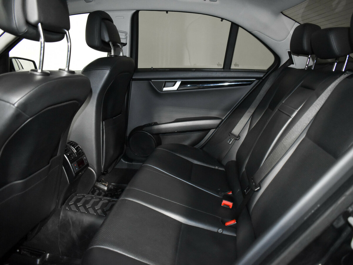 Купить Mercedes-Benz C-Класс с пробегом. Фото: #13