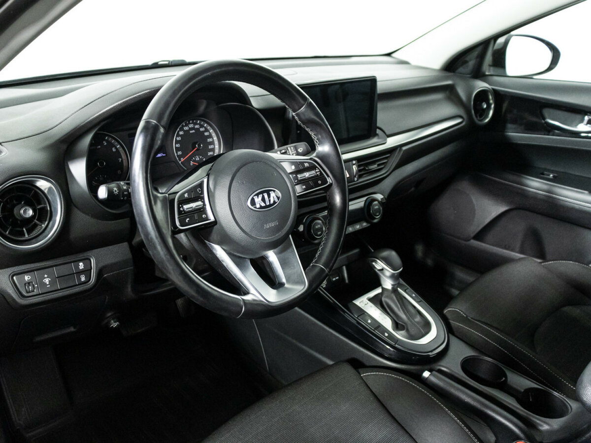 Купить Kia Cerato с пробегом. Фото: #10