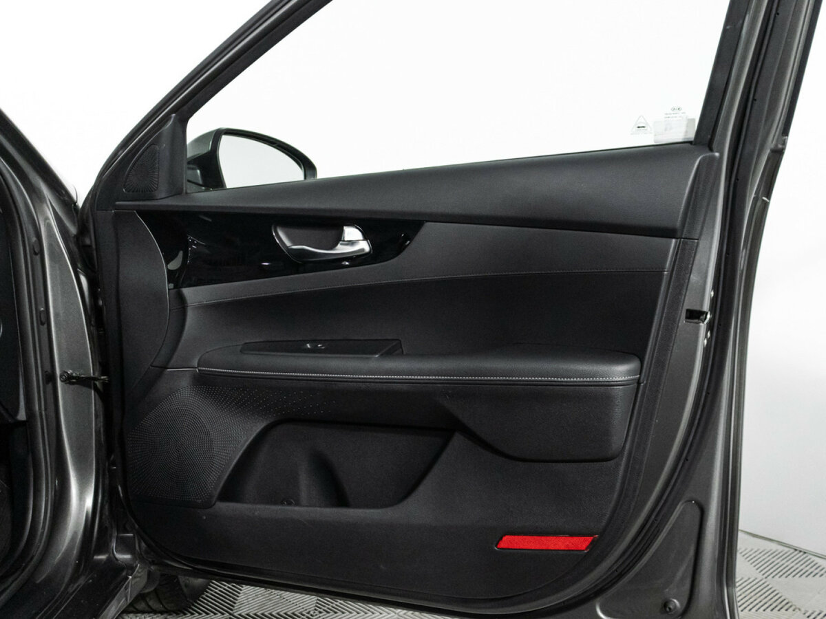 Купить Kia Cerato с пробегом. Фото: #25