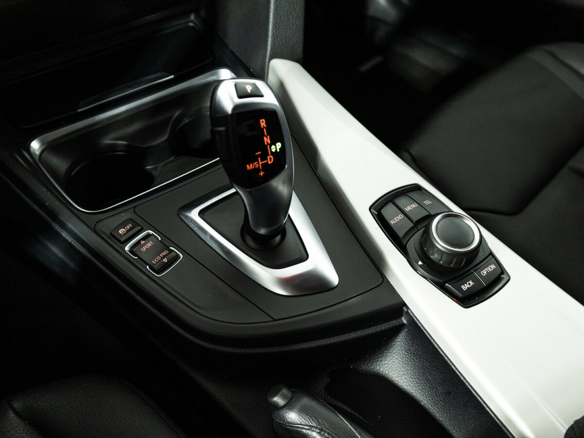 Купить BMW 3 серии с пробегом. Фото: #19