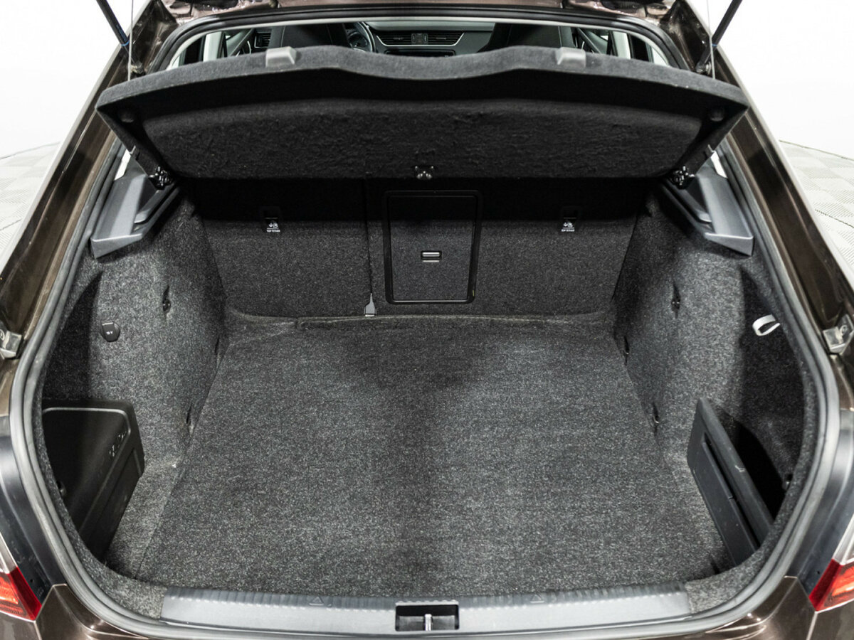 Купить Skoda Octavia с пробегом. Фото: #17