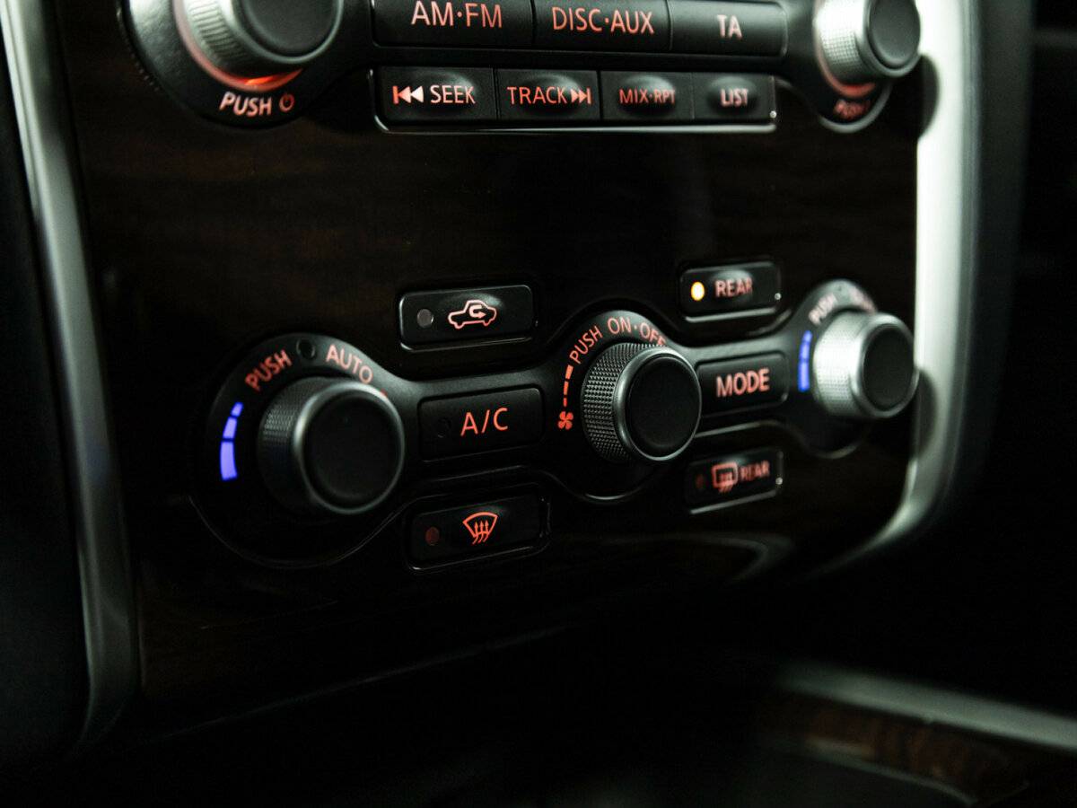 Купить Nissan Pathfinder с пробегом. Фото: #16