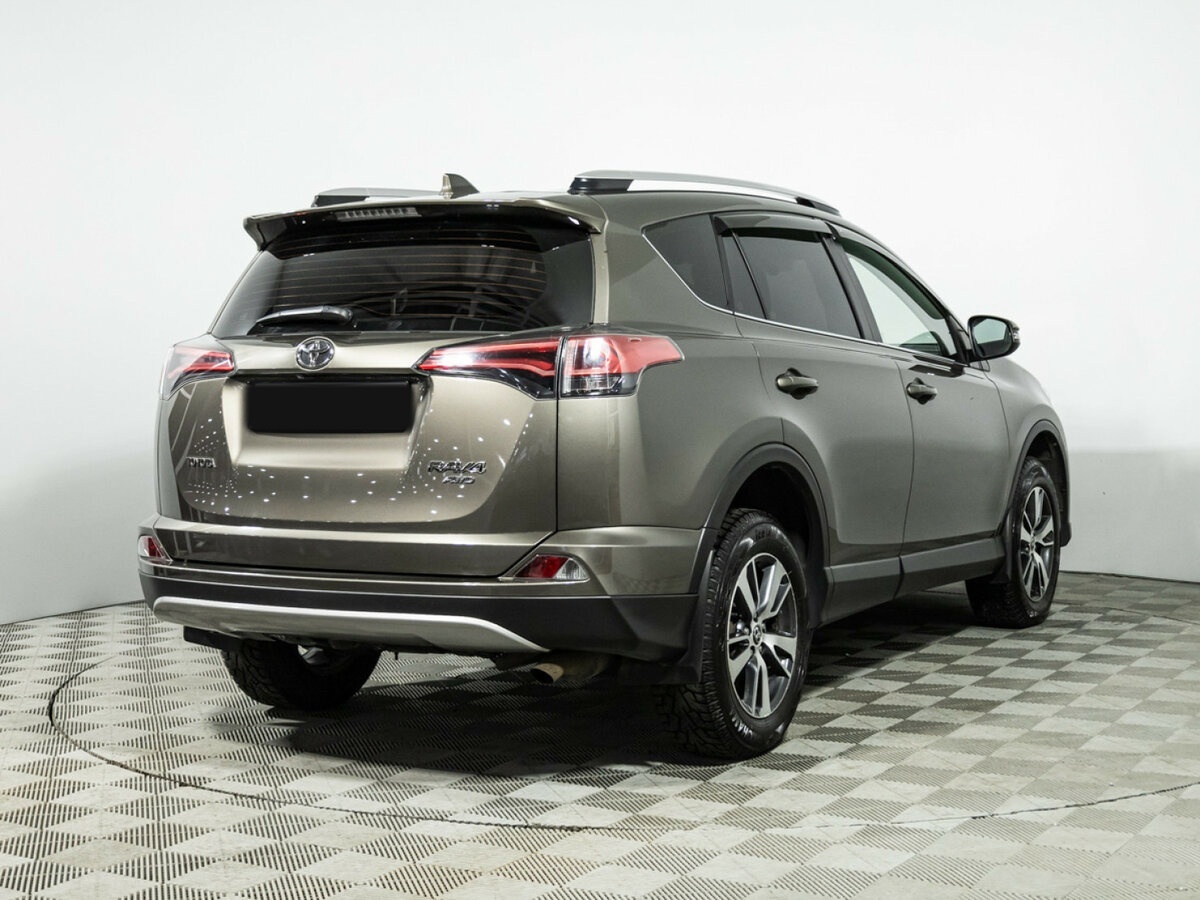 Купить Toyota RAV4 с пробегом. Фото: #3