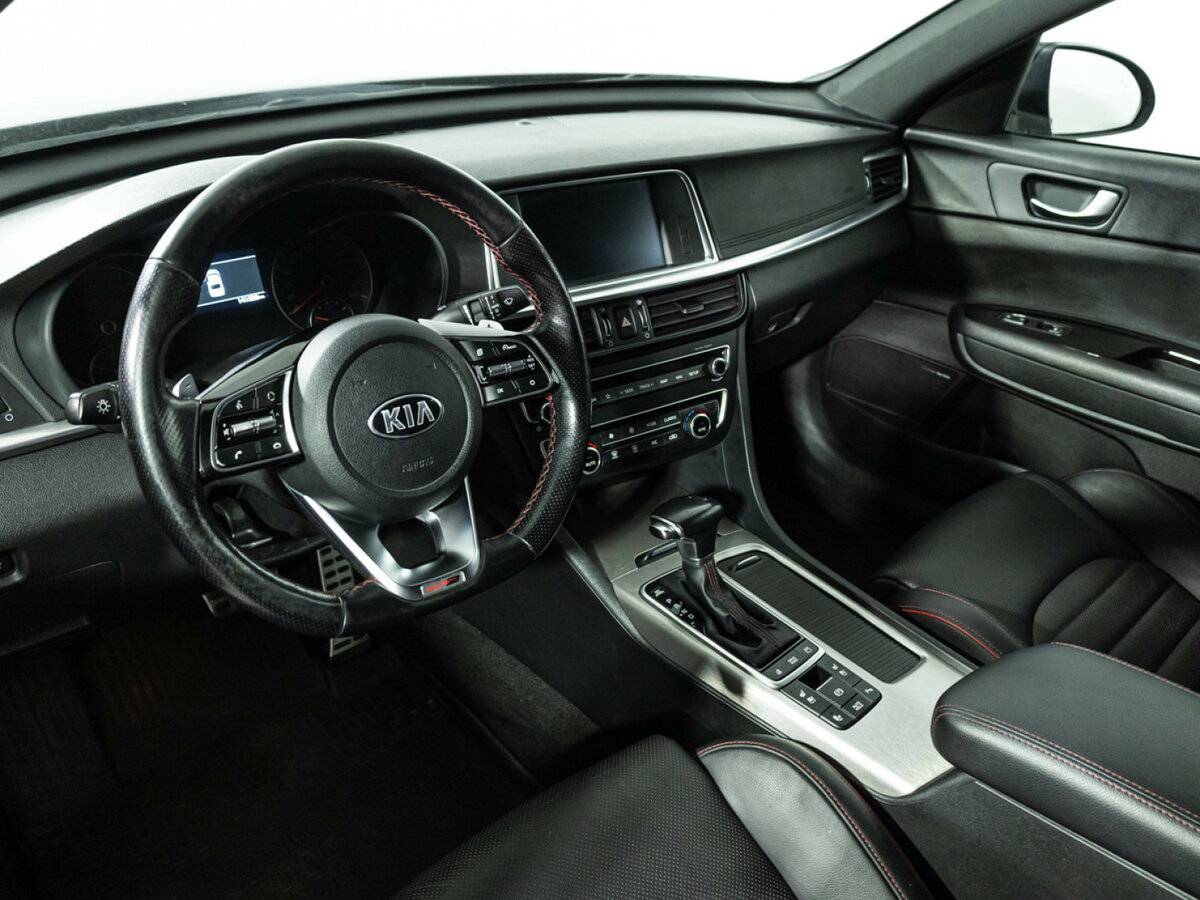 Купить Kia Optima с пробегом. Фото: #9