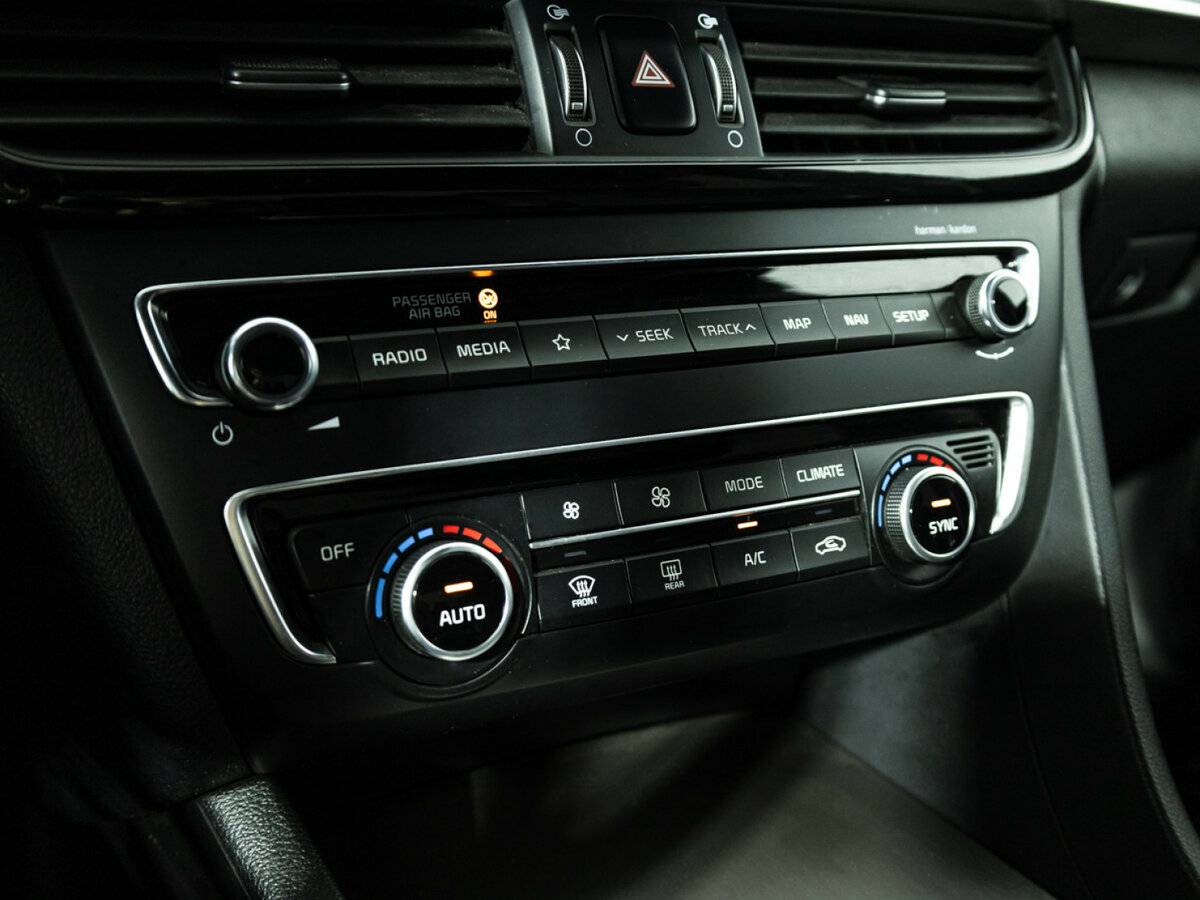 Купить Kia Optima с пробегом. Фото: #17