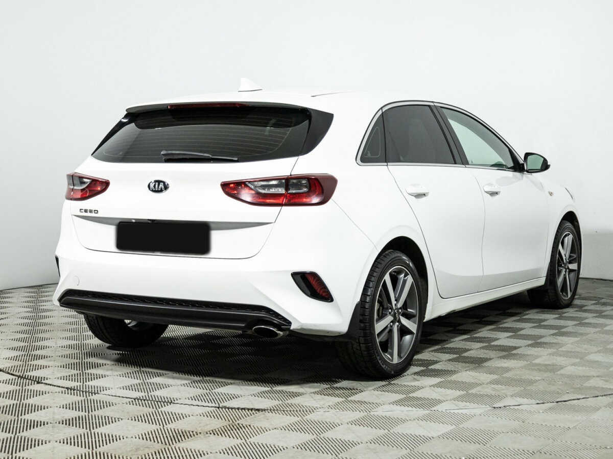 Купить Kia Ceed с пробегом. Фото: #4
