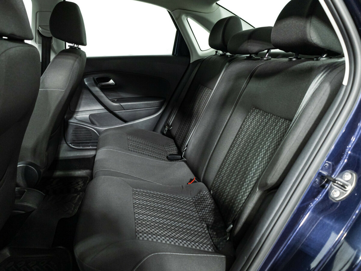 Купить Volkswagen Polo с пробегом. Фото: #9