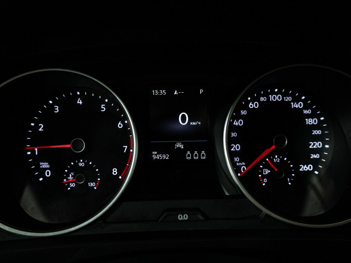 Купить Volkswagen Tiguan с пробегом. Фото: #11