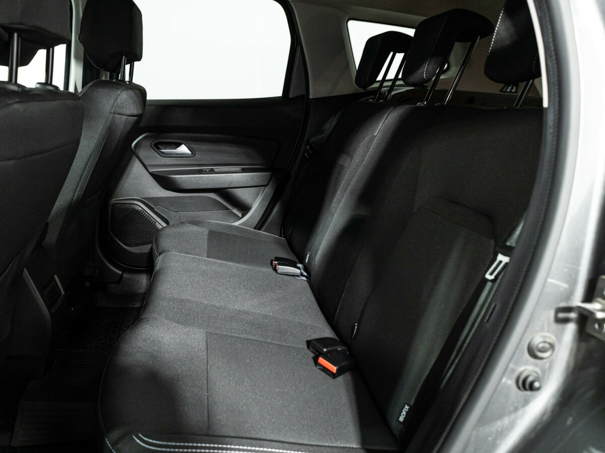 Купить Renault Duster с пробегом. Фото: #9