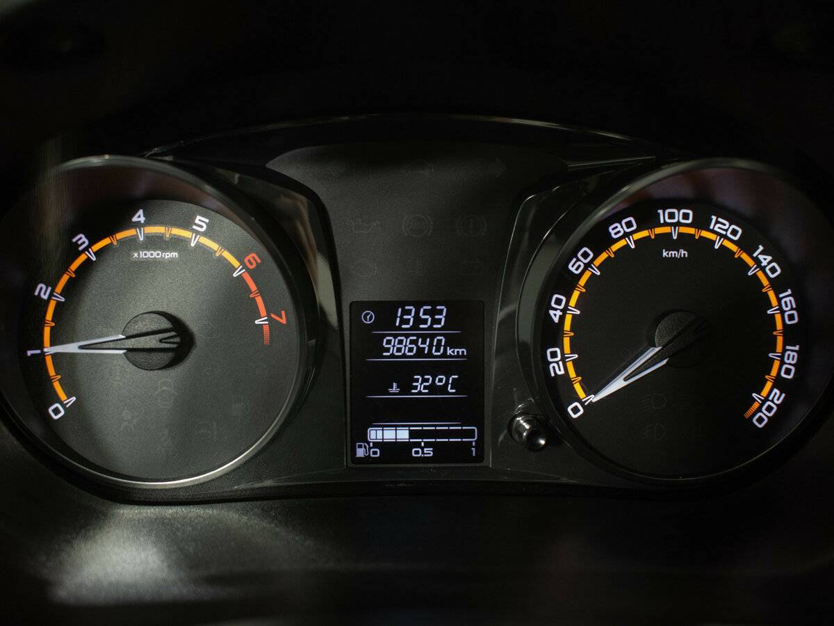 Купить Lada (ВАЗ) Granta с пробегом. Фото: #9