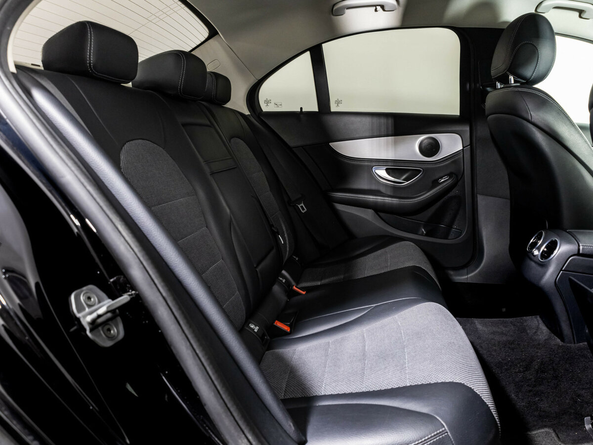 Купить Mercedes-Benz C-Класс с пробегом. Фото: #19