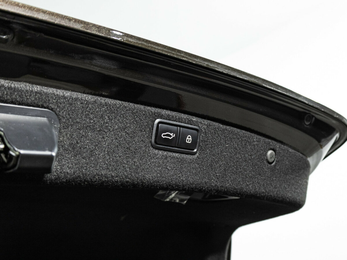 Купить Hyundai Genesis с пробегом. Фото: #26