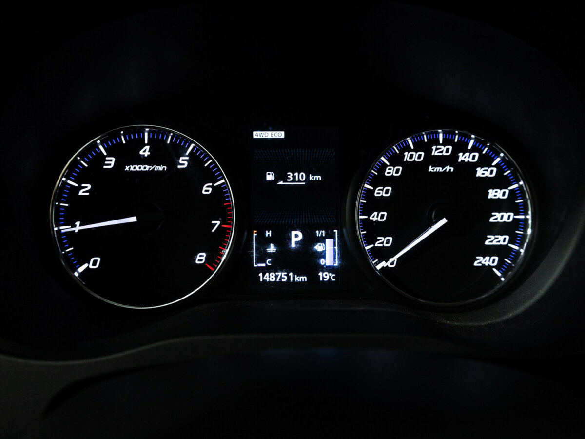 Купить Mitsubishi Outlander с пробегом. Фото: #11