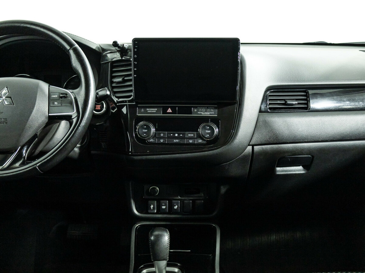 Купить Mitsubishi Outlander с пробегом. Фото: #13