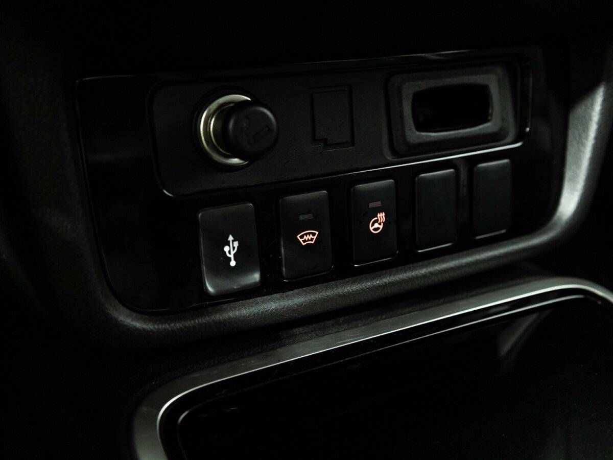 Купить Mitsubishi Outlander с пробегом. Фото: #17